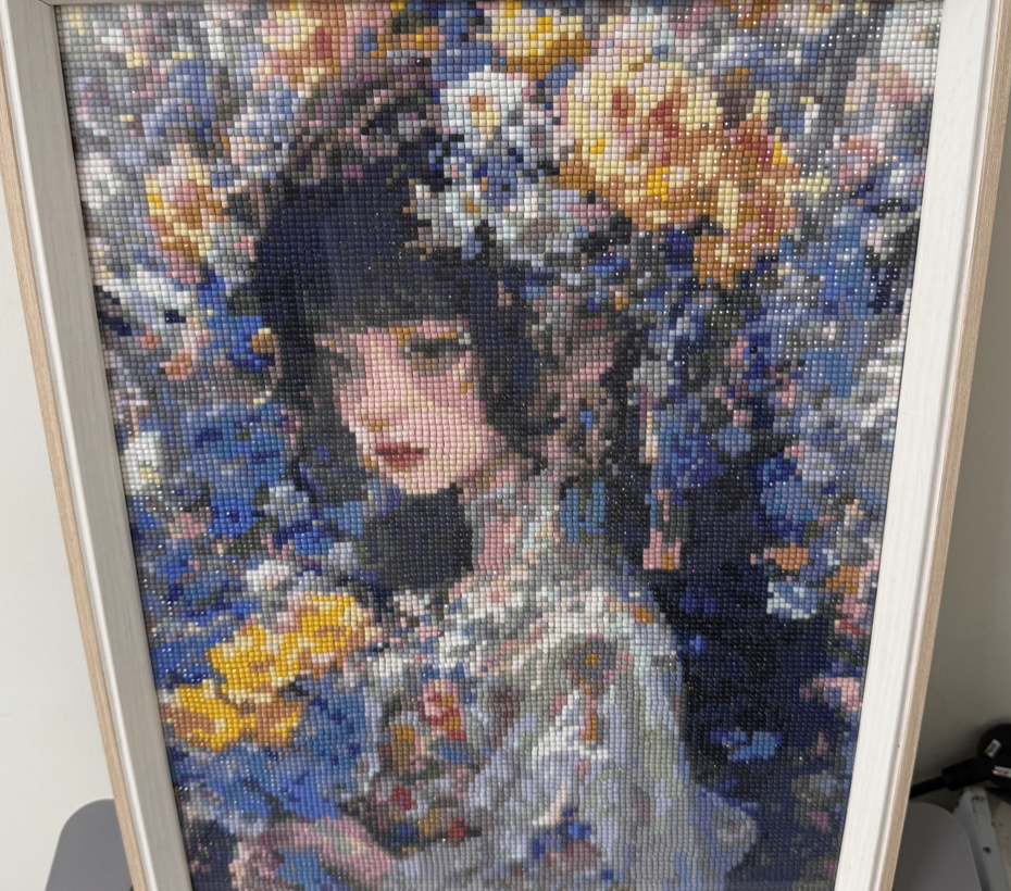 Framed portrait diamond painting with blue flowers